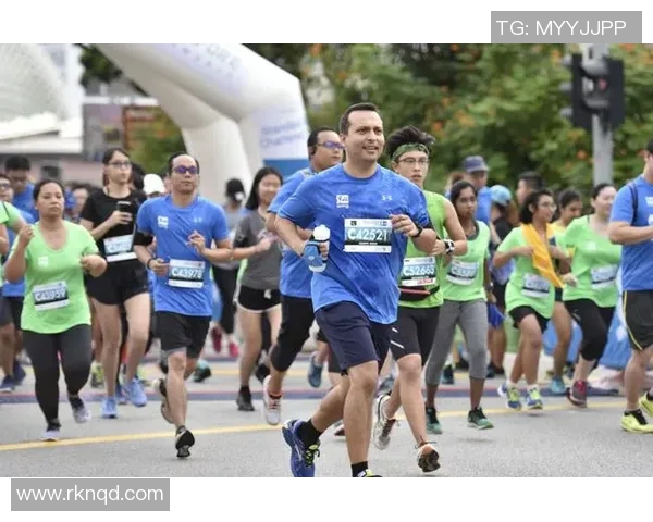 西安飞盘队在马拉松大满贯中的个人能力展现与战术分析 西安飞盘队在马拉松大满贯中的个人能力展现与战术分析